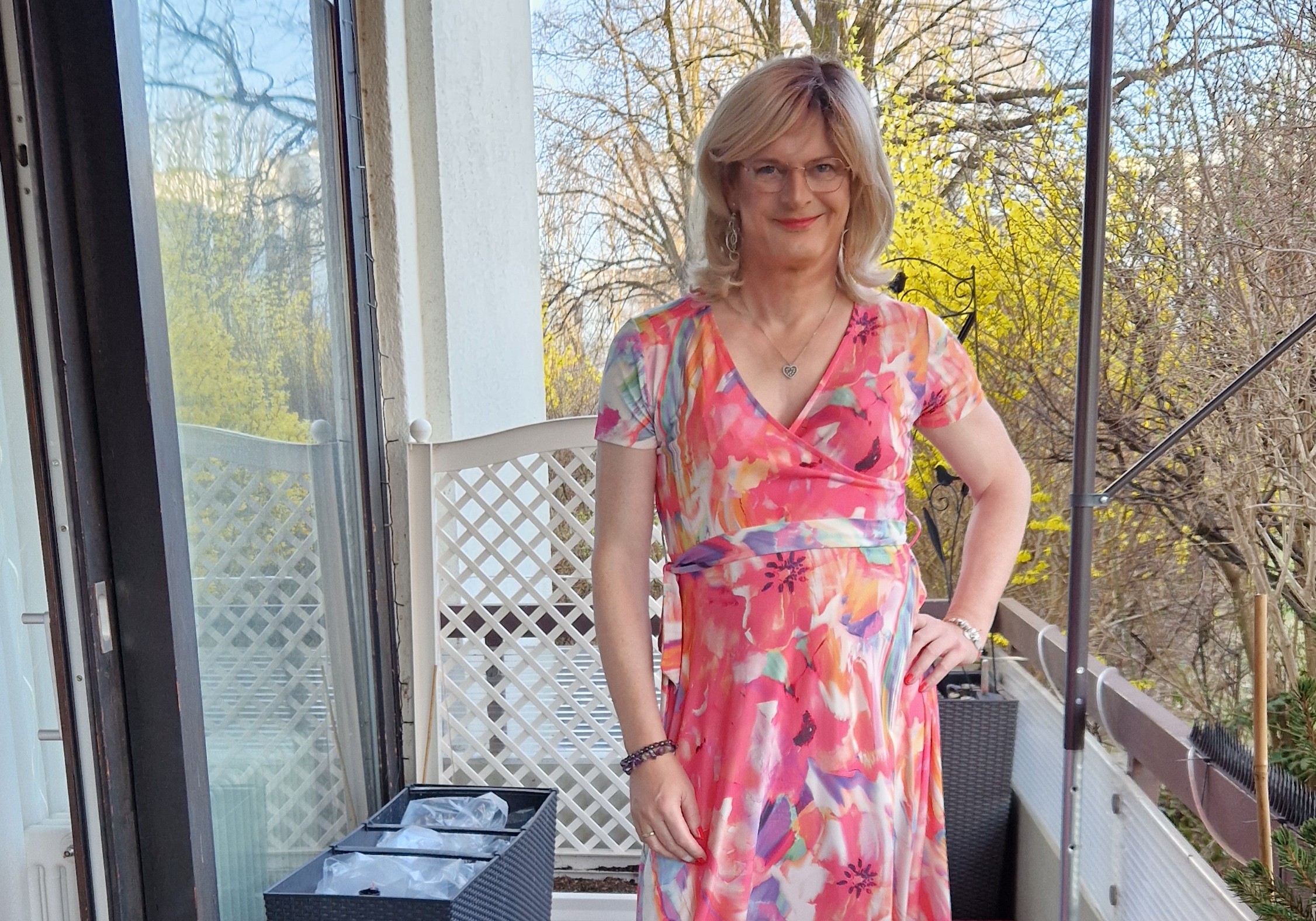 🌸 Outfit des Tages: Farbenfrohe Leichtigkeit für Frühling und Sommer