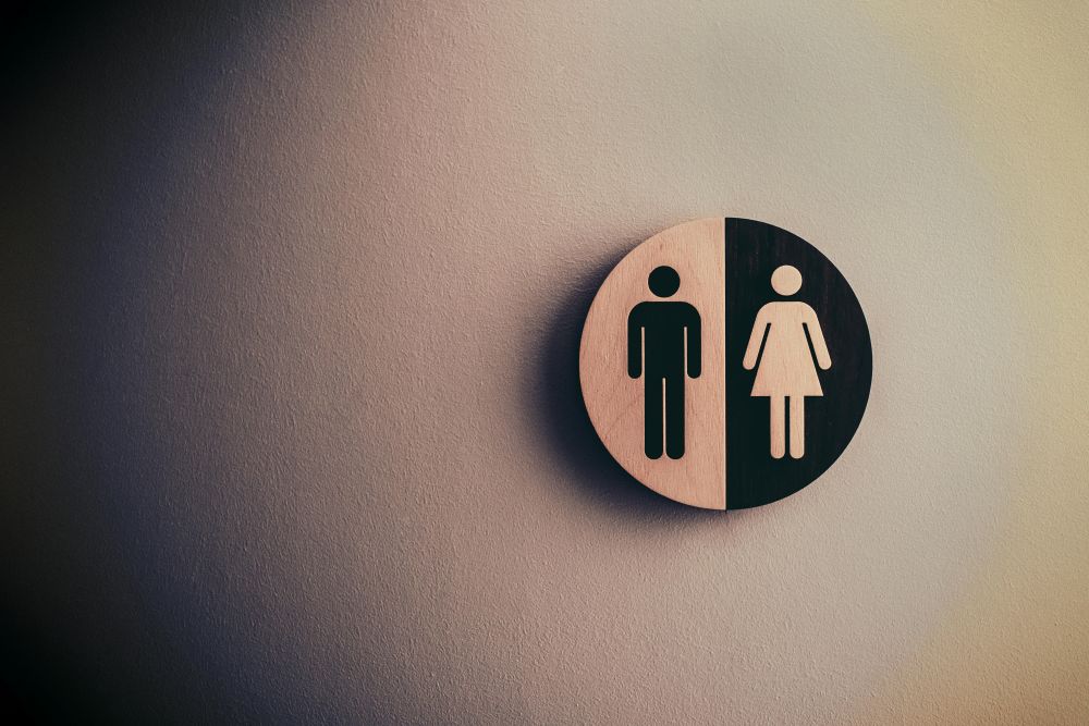 Damen- oder Herrenklo? – Ein stiller Moment mit lauten Fragen